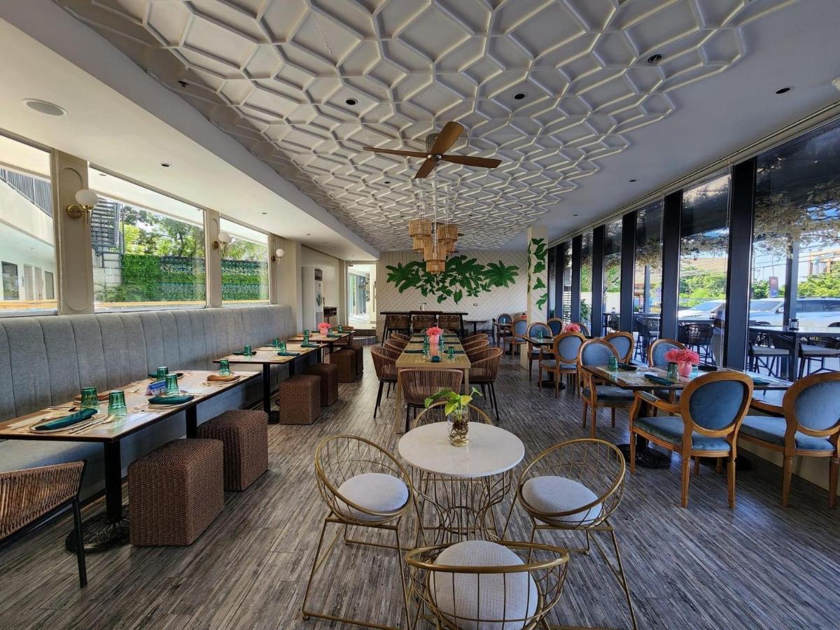 1521 Hostel Мактан Екстериор снимка