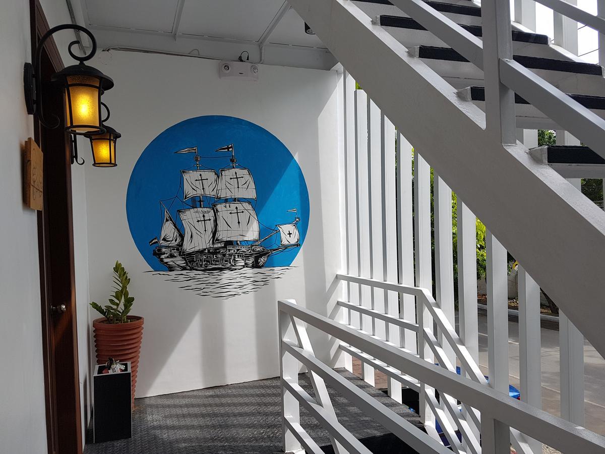 1521 Hostel Мактан Екстериор снимка