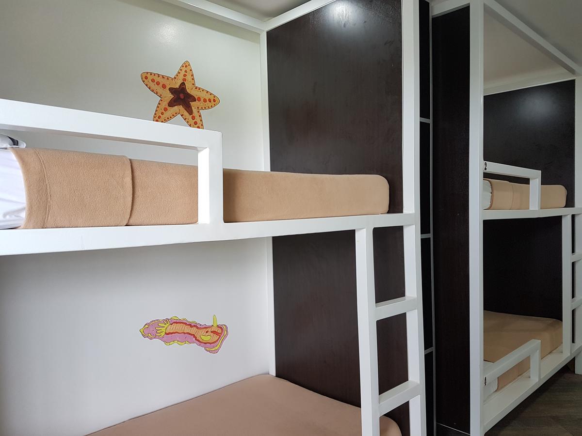 1521 Hostel Мактан Екстериор снимка