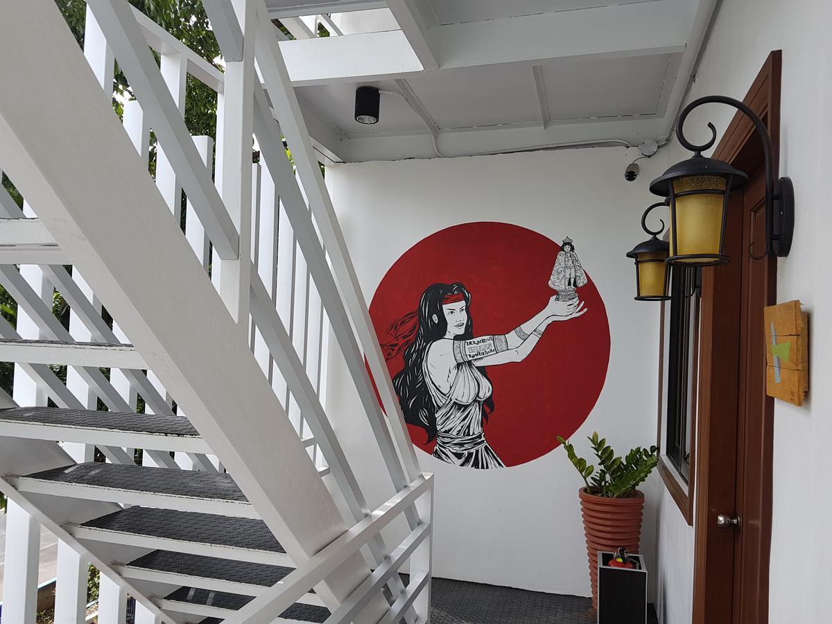 1521 Hostel Мактан Екстериор снимка